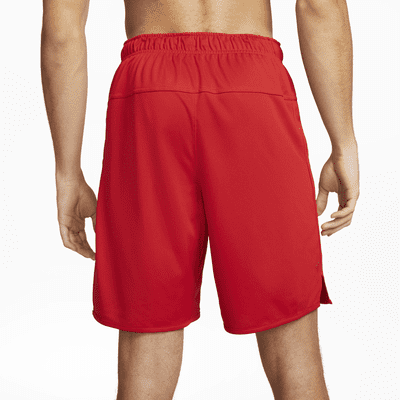 Shorts versátiles sin forro Dri-FIT de 23 cm para hombre Nike Totality