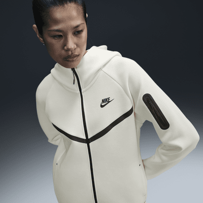 Nike Sportswear Tech Fleece Windrunner Kapuzenjacke (Damen)