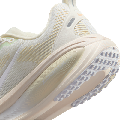 나이키 보메로 18 여성 로드 러닝화