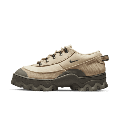 nike lahar low wheat