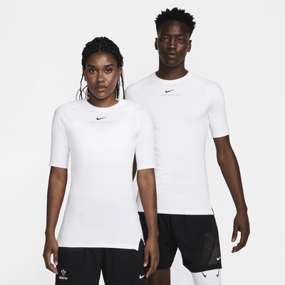 NOCTA Kurzarm-Base-Layer-Basketball-Oberteil für Herren