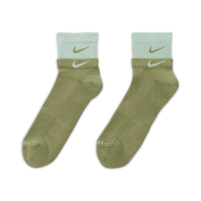 Calcetines de entrenamiento al tobillo Nike Everyday Plus Cushioned