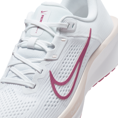 Nike Quest 6 Straßenlaufschuh (Damen)