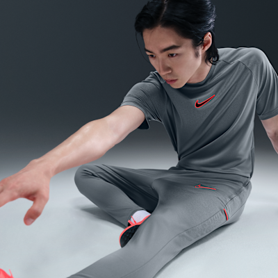 ナイキ アカデミー メンズ Dri-FIT サッカーパンツ