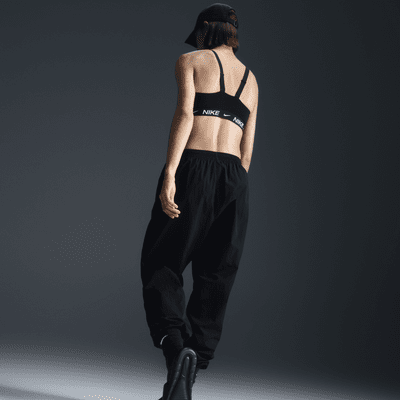 Nike Sportswear Essential Pantalons jogger oversized de teixit Woven i cintura mitjana - Dona