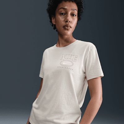 Nike Sportswear Club