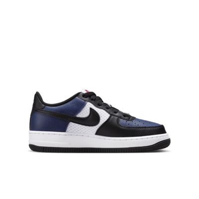 Nike Air Force 1 Older Kids' Shoes