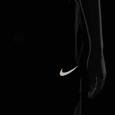 Nike Dri-FIT Older Kids' (Boys') Woven Training Trousers. Nike NL