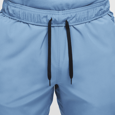 Pants Dri-FIT entallados versátiles para hombre Nike Form