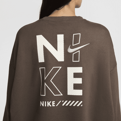 Oversized Nike Sportswear-sweatshirt i fleece med rund hals til kvinder