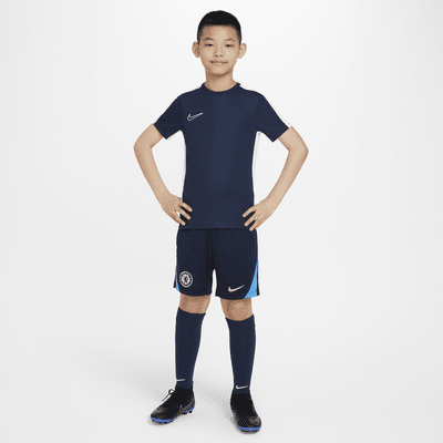 FC Chelsea Strike Nike Dri-FIT Fußball-Shorts aus Strick für jüngere Kinder