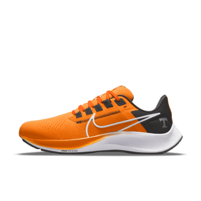 pit role smuggling Nike College Air Zoom Pegasus 38 (Tennessee) Running Shoe. Nike.com