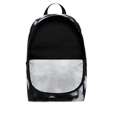 Nike Heritage Backpack (25L)
