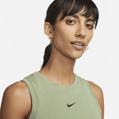 Nike Women's Ribbed Running Tank Top.