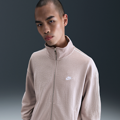 Nike Sportswear Club