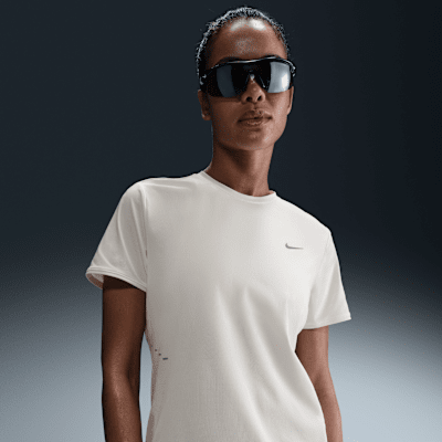 Haut de running à manches courtes Dri-FIT Nike Swift pour femme