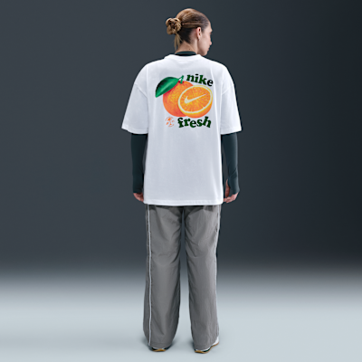 Nike Sportswear oversized T-shirt met korte mouwen en graphic voor dames