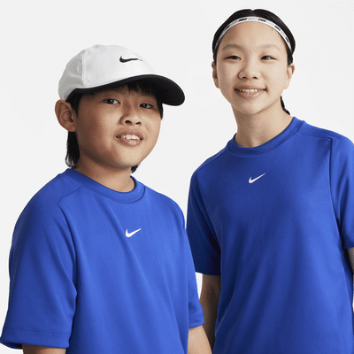 Playera de entrenamiento con gráfico Dri-FIT Nike Multi para niño talla grande