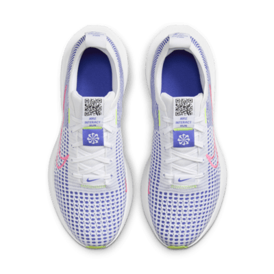 Tenis de correr en pavimento para mujer Nike Interact Run