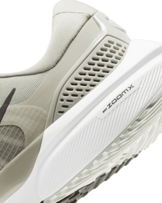 Nike Vomero 15 Hardloopschoenen voor heren (straat). Nike NL