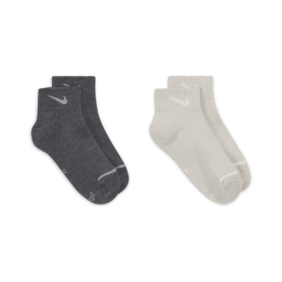 Nike Everyday Wool Cushioned Ankle Socks (2 Pairs). Nike IE