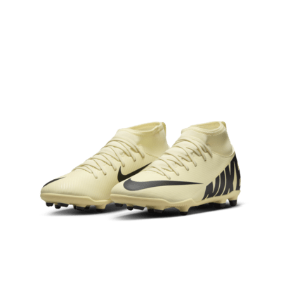 Tacos de fútbol de corte high para terrenos múltiples para niños de preescolar y grandes Nike Jr. Mercurial Superfly 9 Club