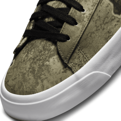 Nike SB Blazer Low Pro GT Premium Skate Shoes