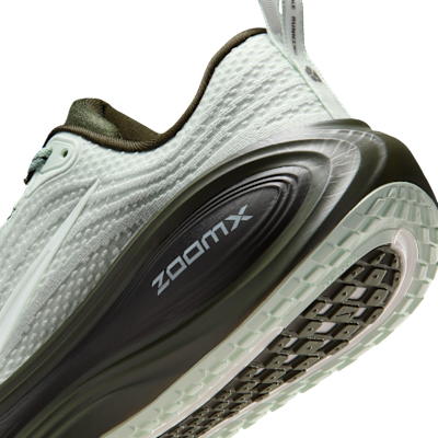 Nike Vomero Plus SE Women's Road Running Shoes