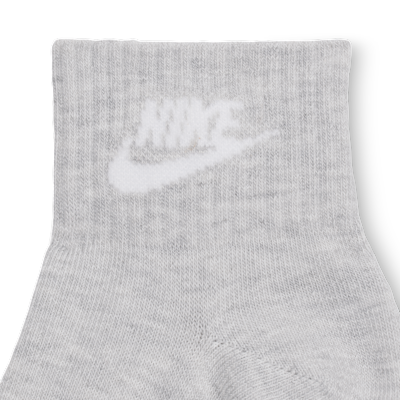 Nike Everyday Essential Ankle Socks (3 Pairs)