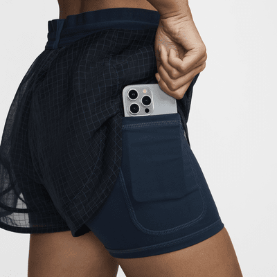 Shorts de correr Dri-FIT de tiro medio de 8 cm 2 en 1 para mujer Nike Running Division