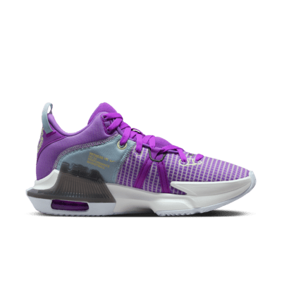 LeBron Witness 7 EP 籃球鞋