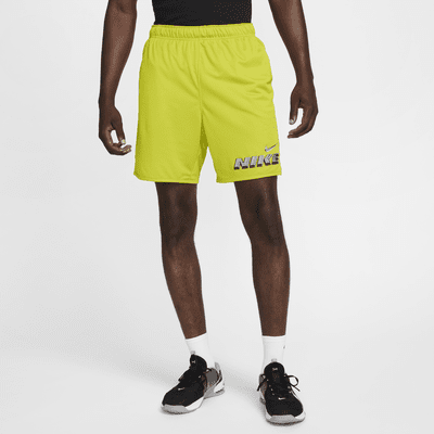 Shorts versátiles Dri-FIT de 18 cm sin forro para hombre Nike Totality