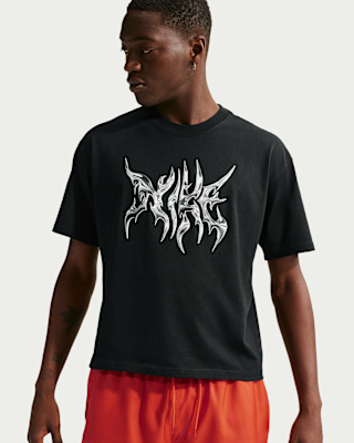 Женская футболка Nike Sportswear