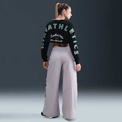 Playera de manga larga oversized cropped para mujer Nike Sportswear