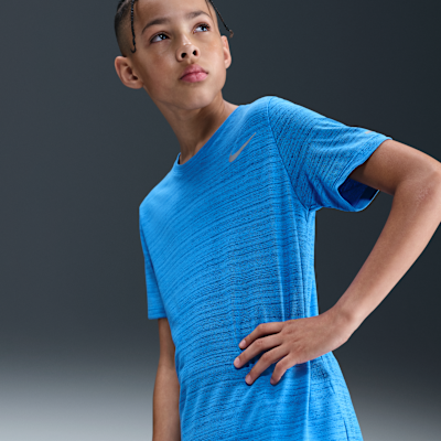 ナイキ Dri-FIT マイラー