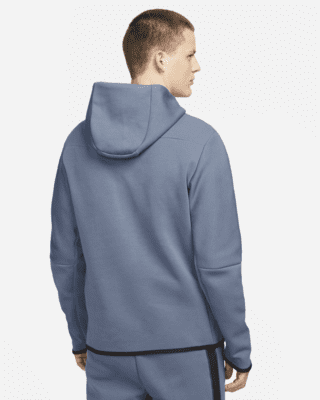 men grey nike tech