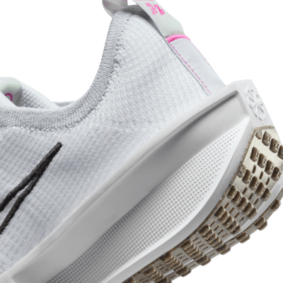 Tenis de correr en pavimento para mujer Nike Interact Run