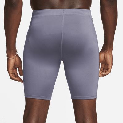 Męskie legginsy z wszytą bielizną do biegania o długości 1/2 Dri-FIT Nike Fast