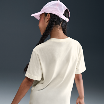 Nike Sportswear Genç Çocuk (Kız) Tişörtü