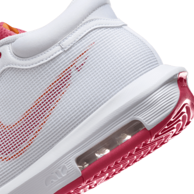 LeBron Witness 8 kosárlabdacipő