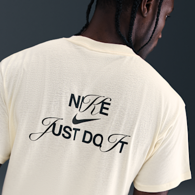 Nike Sportswear Men's Graphic T-Shirt
