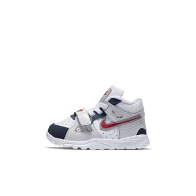 childrens navy nike trainers