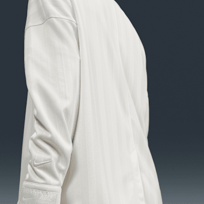 Nike Sportswear Women's Oversized Jacquard Striped Button-Down Shirt