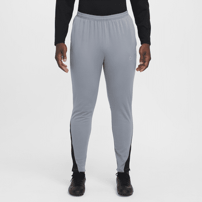 Nike Academy Winter Warrior Therma-FIT-Fußballhose für Herren