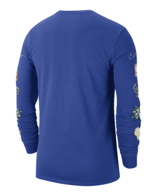 Youth Nike Essential Fade Milwaukee Bucks Long Sleeve T-Shirt / Large