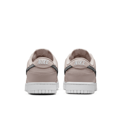 Calzado para mujer Nike Dunk Low SE