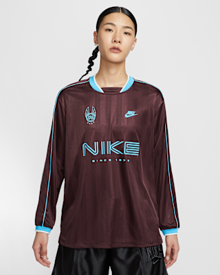 Nike Sportswear