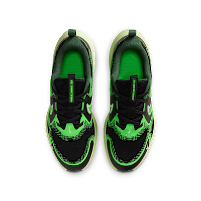 Nike Cosmic Runner Big Kids' Road Running Shoes
