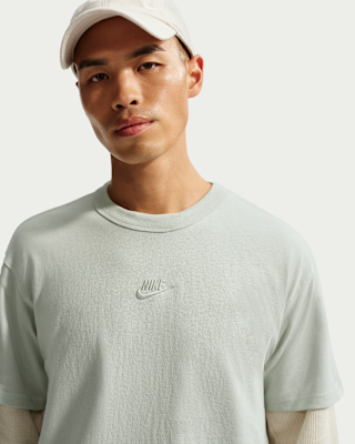Nike Sportswear Premium Essentials