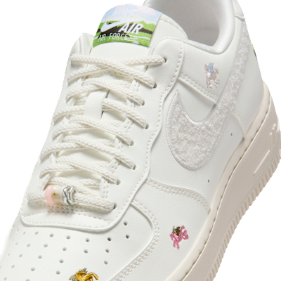 ナイキ エア フォース 1 '07 LNY ウィメンズシューズ